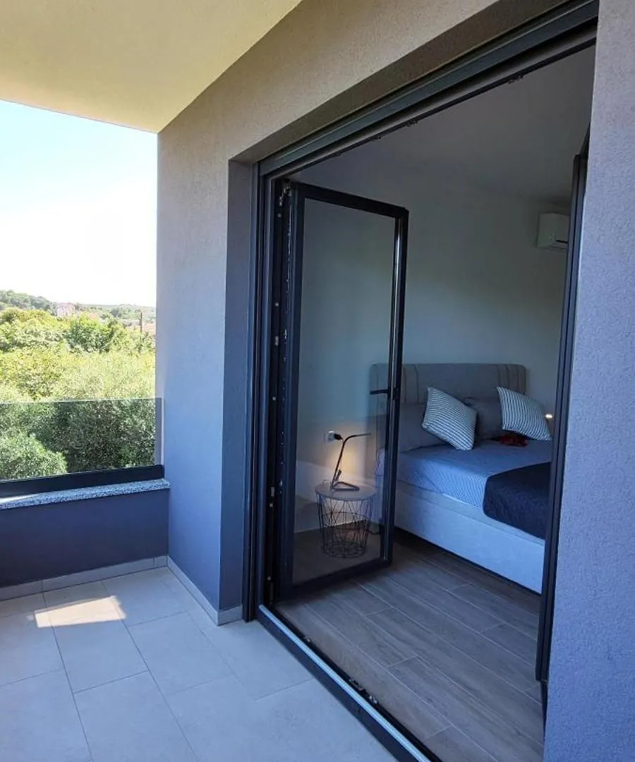 Villa Dali Pomer Πούλα